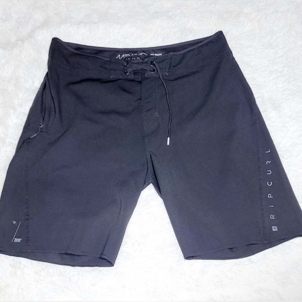 Mirage Men’s Black Board Shorts Size 36